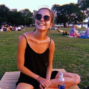 Meet your Posher, Rachel